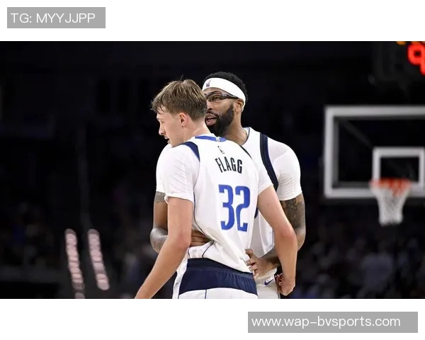 张佳玮点评浓眉与弗拉格的成长历程揭示篮球背后的成人礼意义