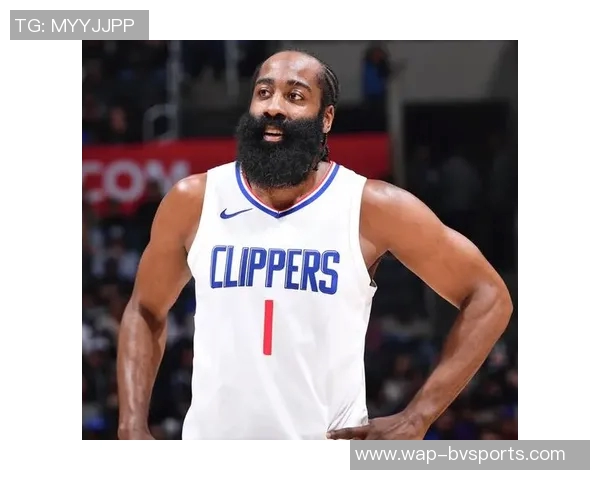 香波特直言哈登比赛中动作过激差点致其受伤引发关注 香波特直言哈登比赛中动作过激差点致其受伤引发关注